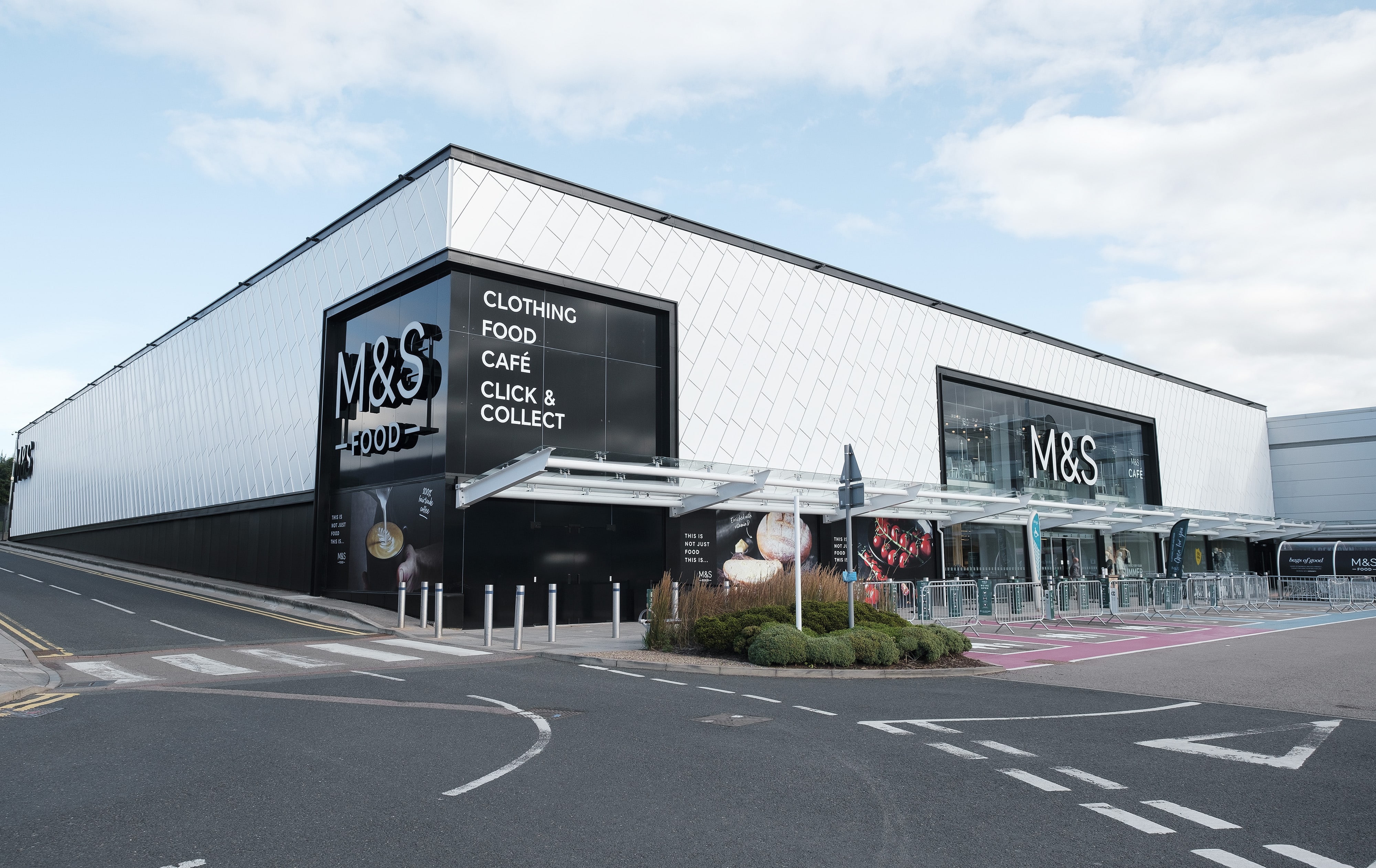 Marks & Spencer Launches Live, Interactive Shopping on M&S.com