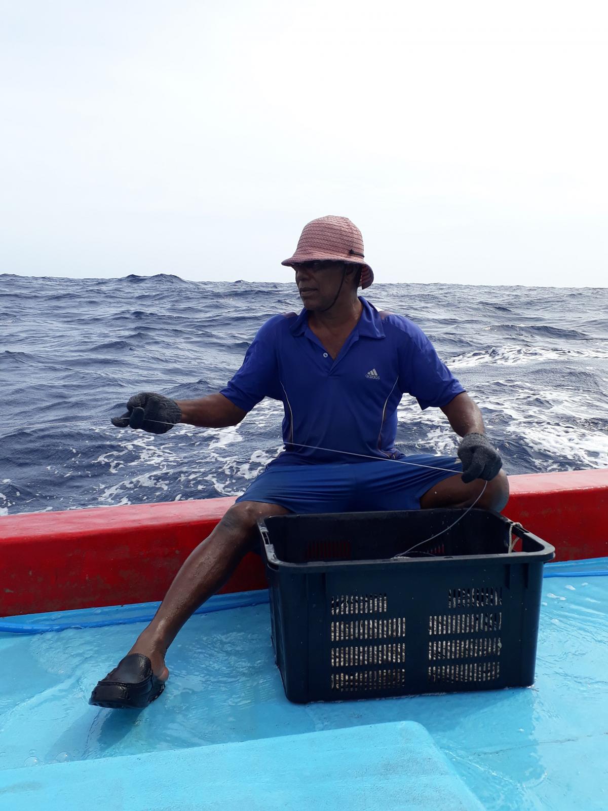 Masverin Online on X: #Handline #fishermen in #Maldives